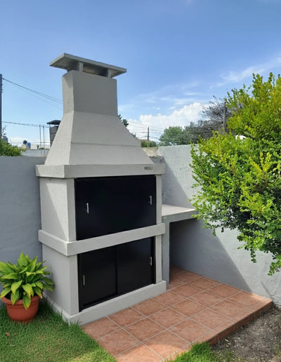 Argentine Grill N02 with optional doors and cover