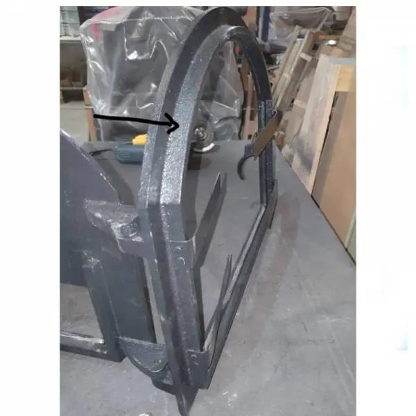 Puerta Artesanal Grande de Hierro Fundido sin Cristal para Horno de Leña