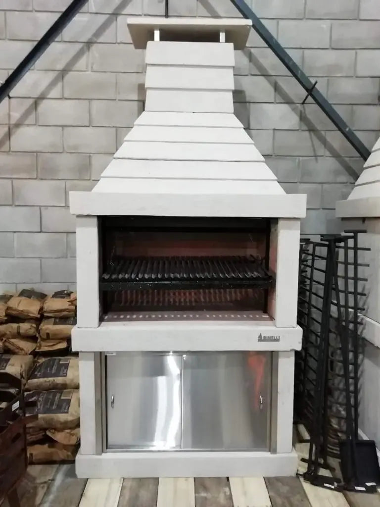 Argentine Grill N01 with optional stainless sliding doors