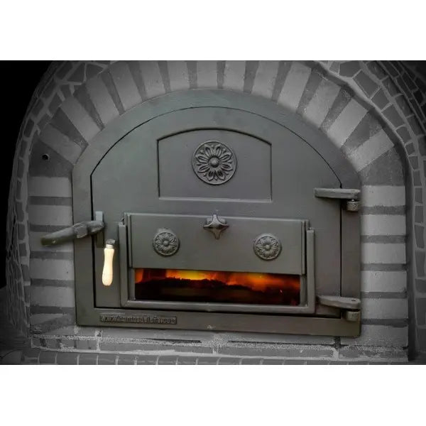 Puerta Artesanal Grande de Hierro Fundido sin Cristal para Horno de Leña